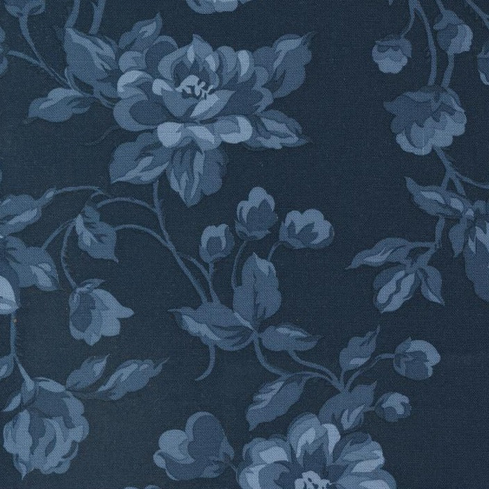 Shoreline - Cottage Large Flora - Navy 108"